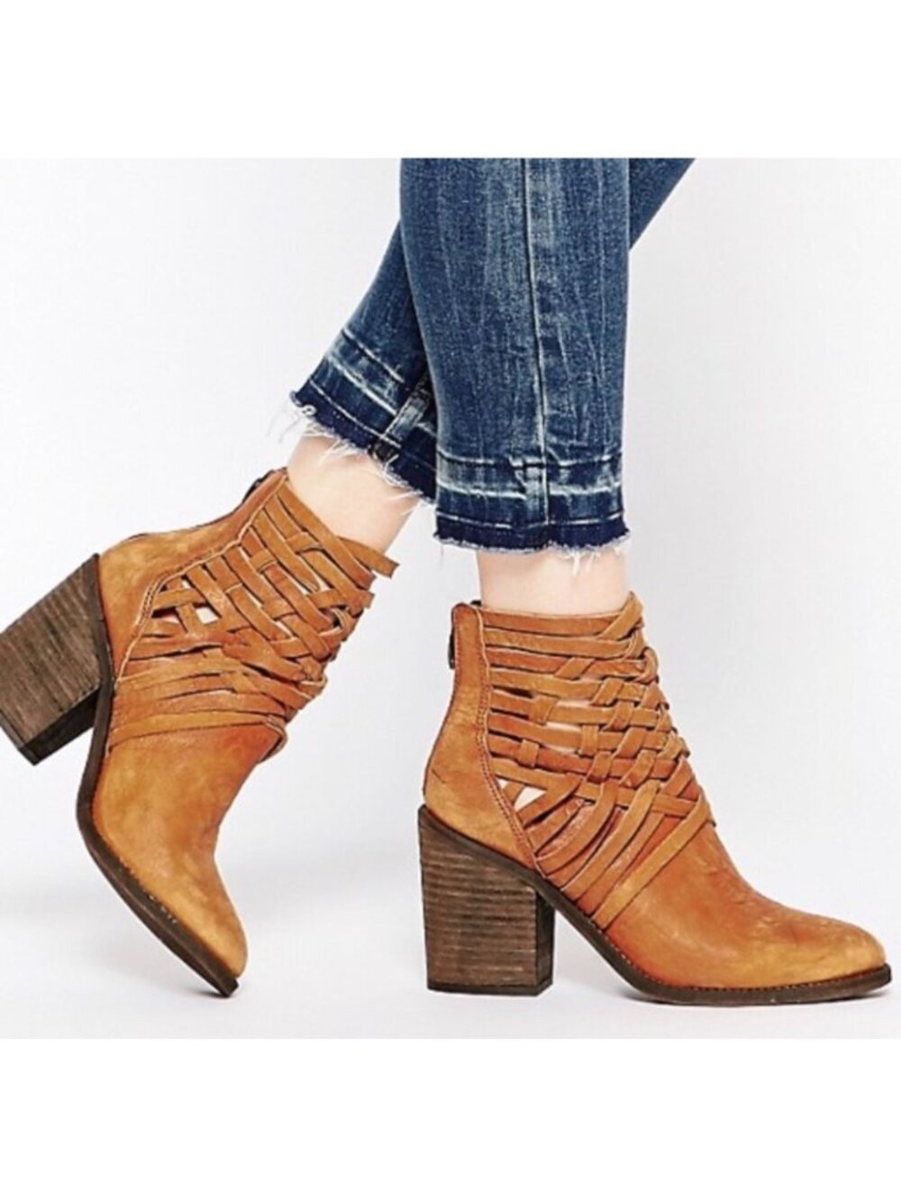 FREE PEOPLE Womens 37 Leather CARRERA Boots Ankle Booties Block Heel Embossed